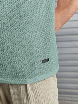 Waffle Pattern Short Sleeve T Shirt
