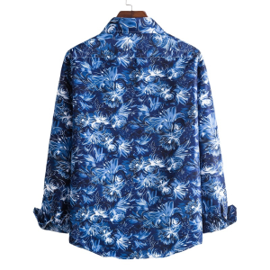Three-dimensional flowers printed long sleeve shirt
