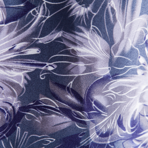 Three-dimensional flowers printed long sleeve shirt