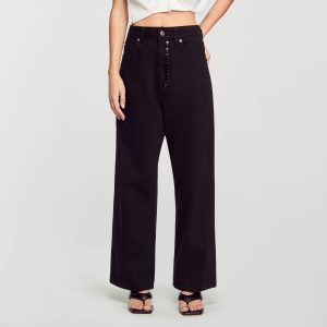 Wide-leg jeans