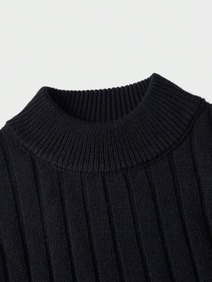 Casual Ribbed Knit Sweater