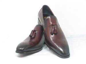 KS503-47 Carrucci Wholecut Tassel Loafer