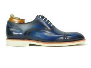 Lightweight Lace-up Leather Oxford